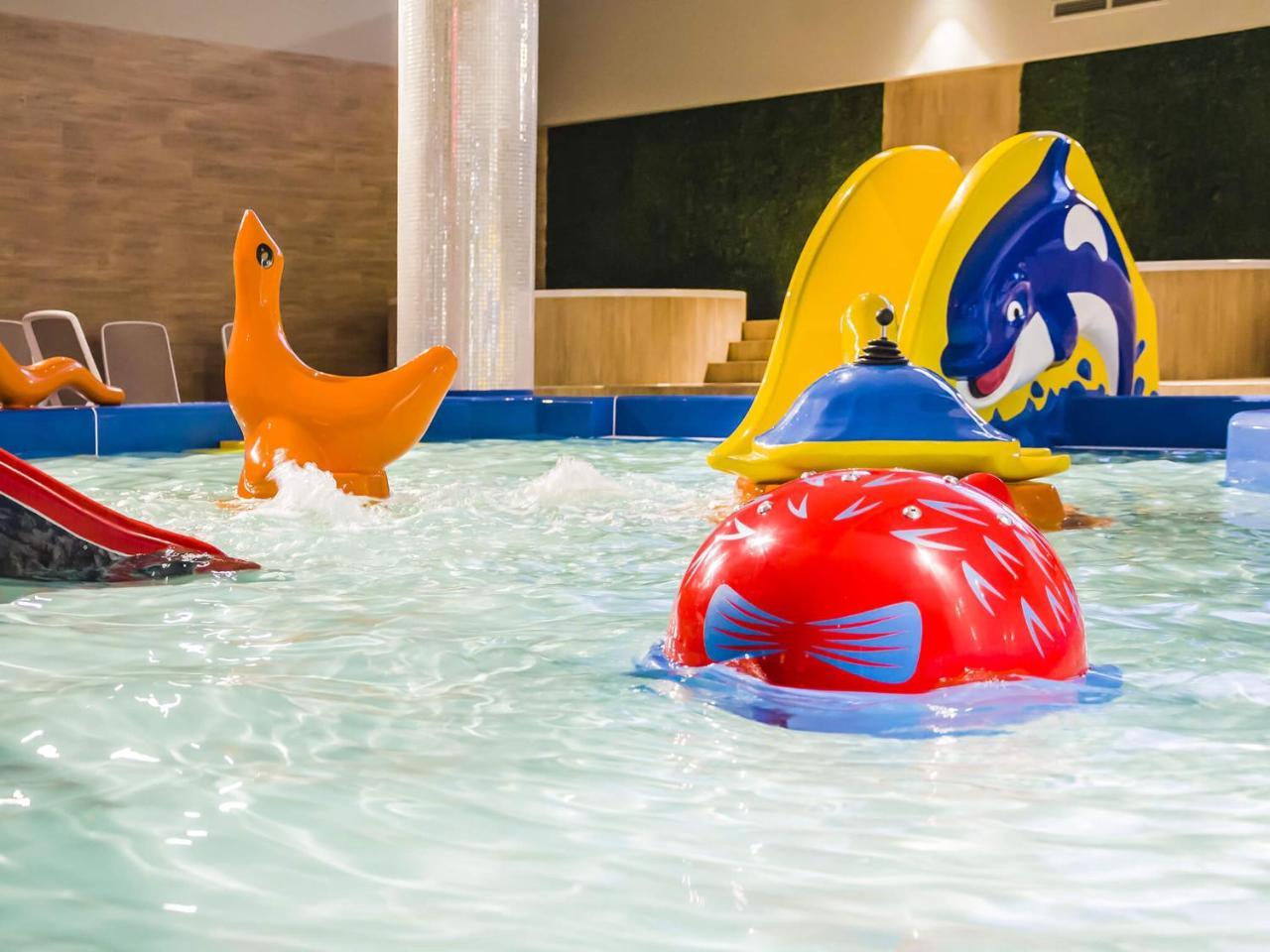 Vacationclub - Platan 2E Apartament 12 Świnoujście Exteriör bild